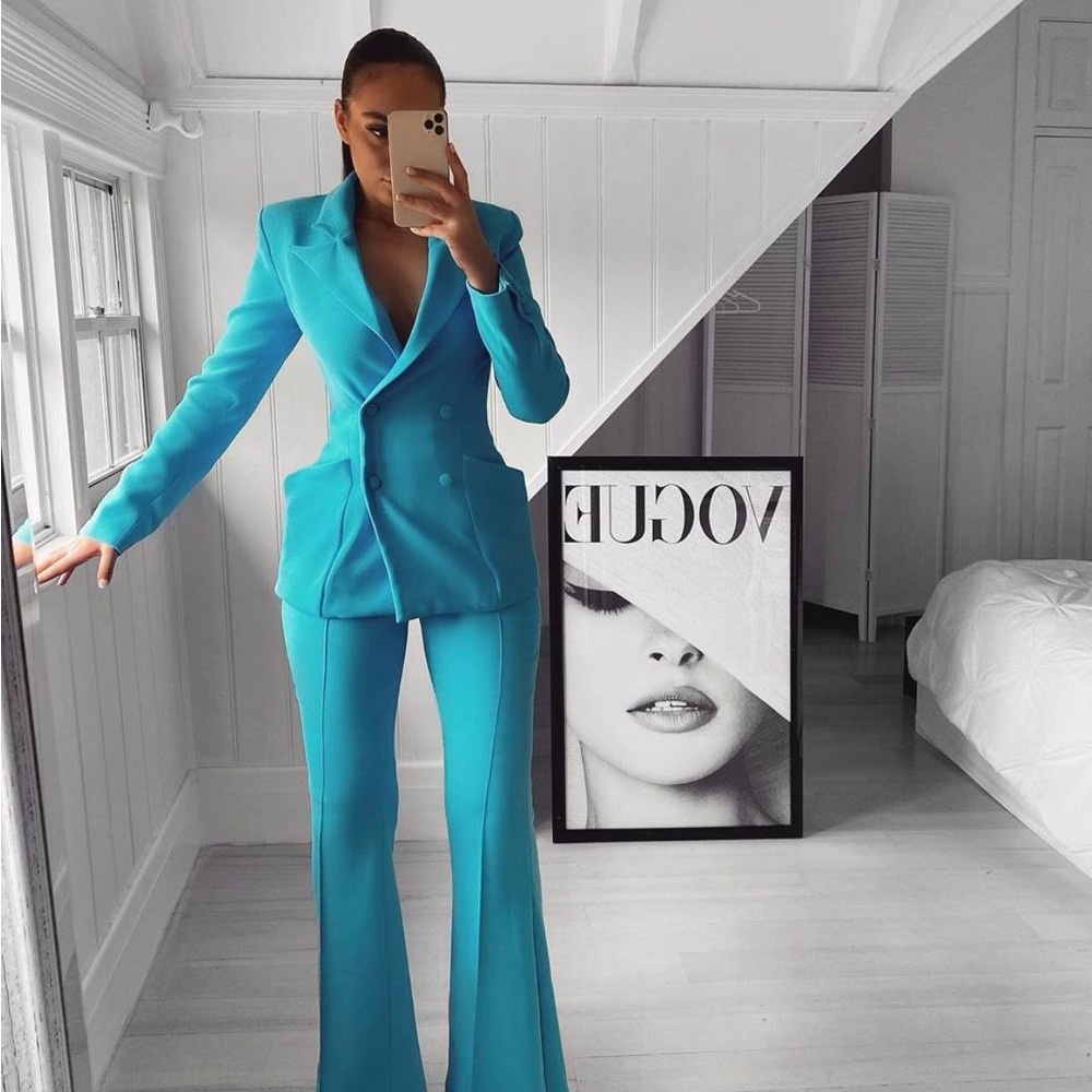 House of CB Lara Blazer size L.